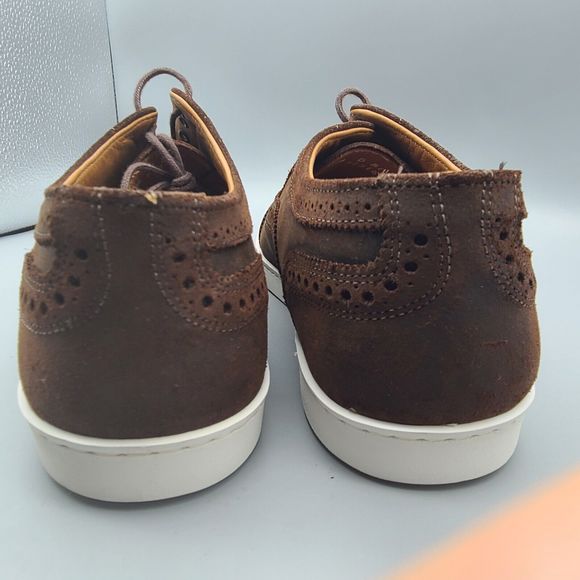 Allen Edmonds \